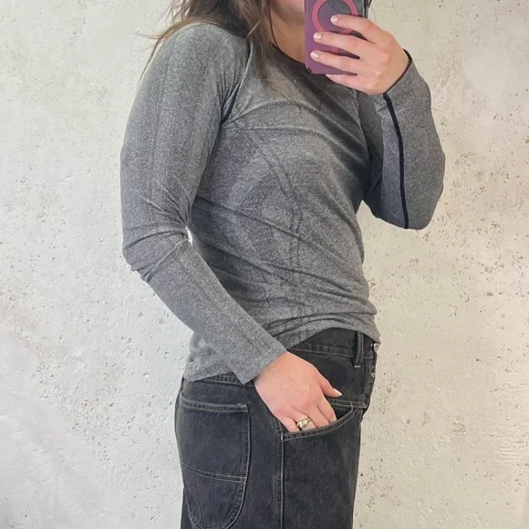 Spiritual Gangster Gray Activewear Athletic Long Sleeve Top Size XS/S NEW - Picture 10 of 11